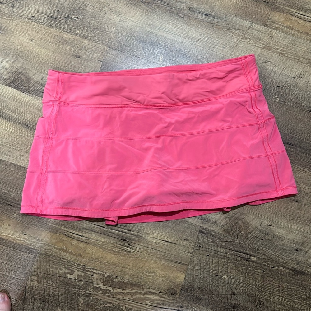 Lululemon coral- pink Base Pace tennis skirt size 12